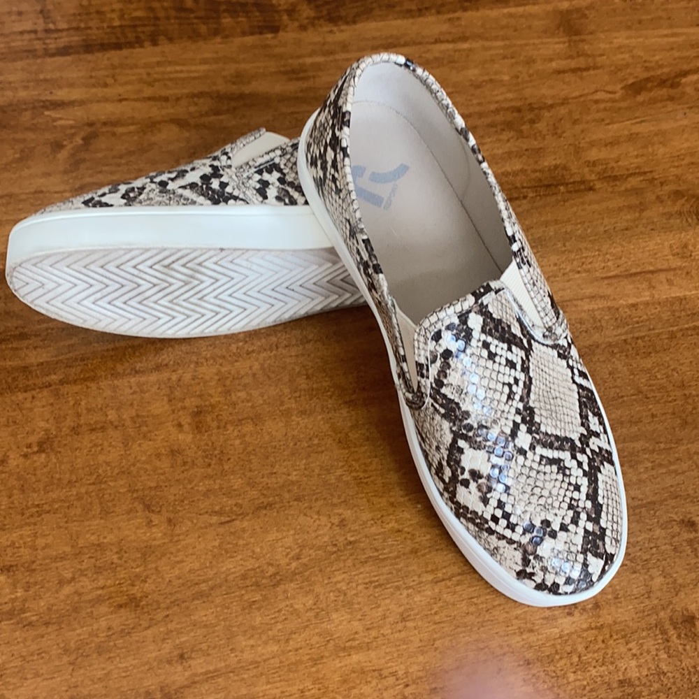 Snake print shoes